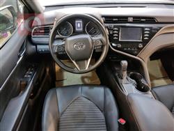 تۆیۆتا کامری